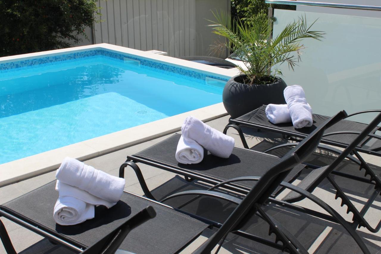 Luxury Apartment Antoni Podstrana Luaran gambar