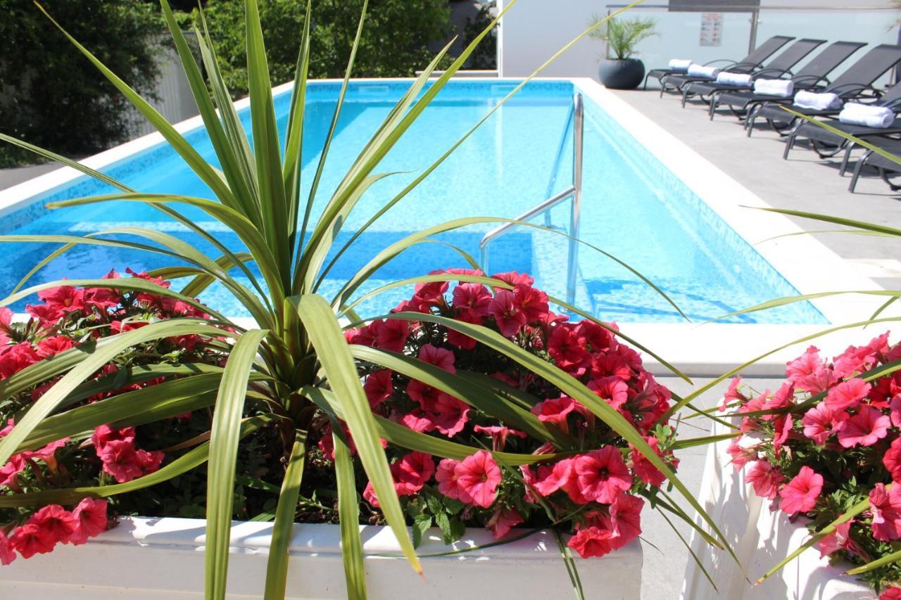 Luxury Apartment Antoni Podstrana Luaran gambar